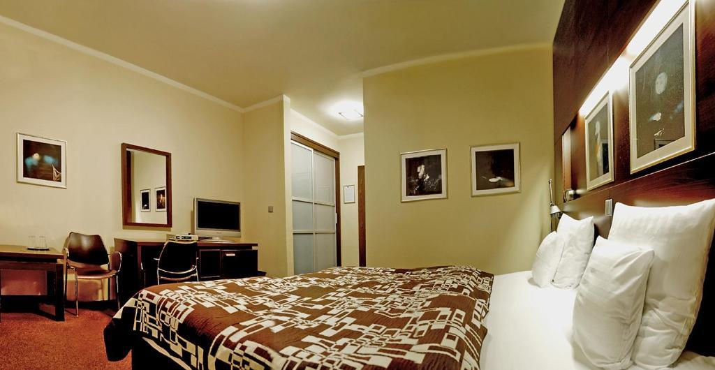 Hotel Villa Bianca ลิฟตอฟสกีมิคูลาช ภายนอก รูปภาพ