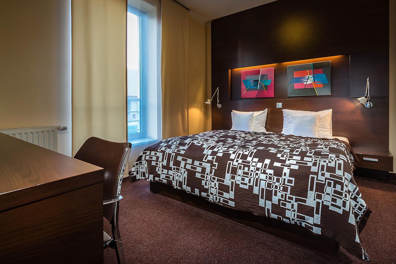 Hotel Villa Bianca ลิฟตอฟสกีมิคูลาช ภายนอก รูปภาพ